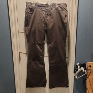 Womens Old Navy Brown Flared Leg Slacks. Size 14
